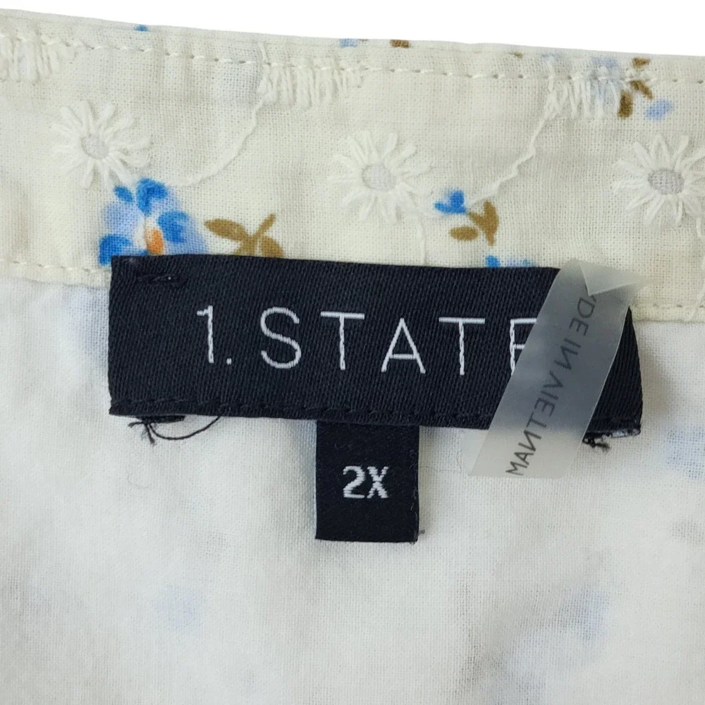 1.STATE Womens 2X Blue Floral Eyelet Button Front V-Neck‎ Short Sleeve Blouse